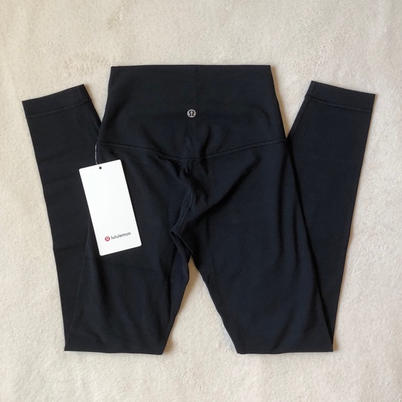 SOLD-Lululemon Align II Pant 25" 7/8 Black Size 2 - Picture 1 of 3